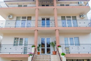 Hotel Coralis 2 cazare Eforie Nord