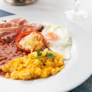 Hotel Hotel Black Tulip - Porto Gaia cazare Vila Nova de Gaia