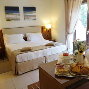 Sejur Suites & Residence Hotel vacanta Napoli