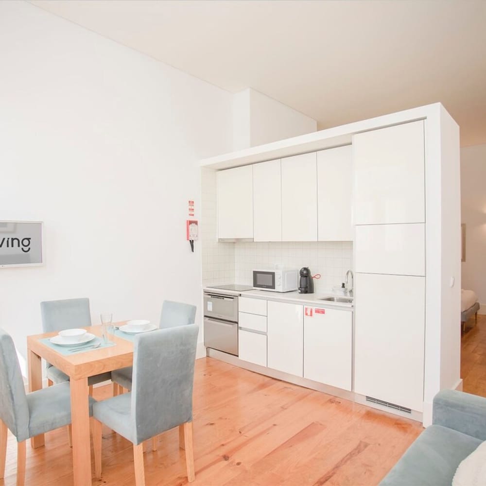 Liiiving In Porto - Urban Retreat Apartment