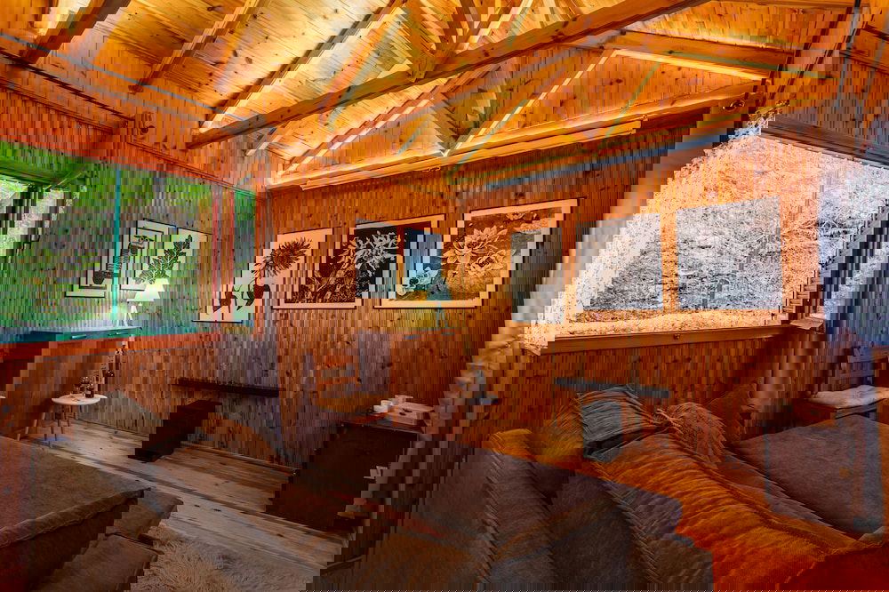 Hotel Escape In The Forest, Cosy Chalet With Home Cinema