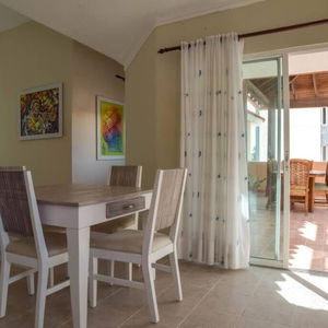 Sejur Hostal Las Rosas De Punta Cana vacanta Punta Cana