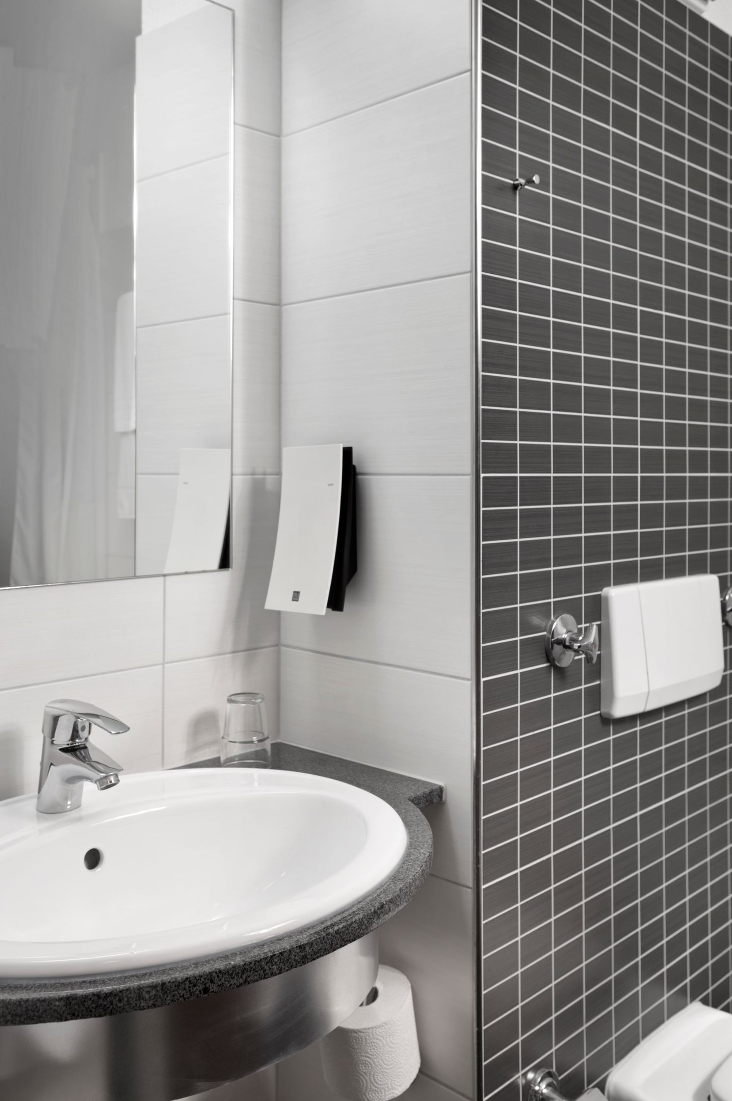 Hotel Tryp By Wyndham Lübeck Aquamarin