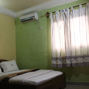 Hotel Hôtel La Renardière cazare Douala