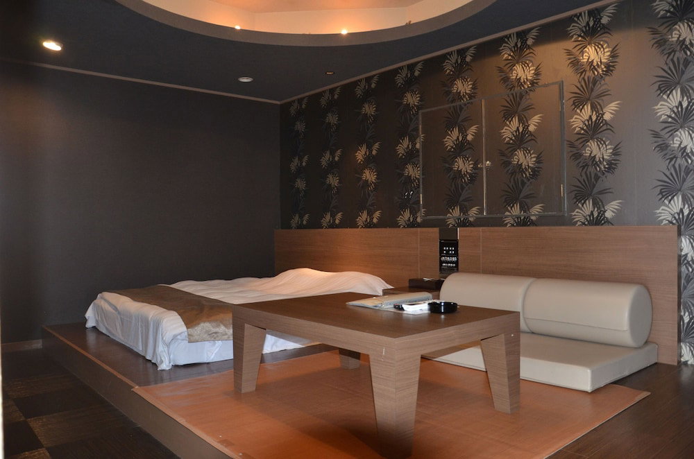 Hotel Takao Asile