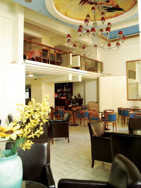 Ephira Hotel