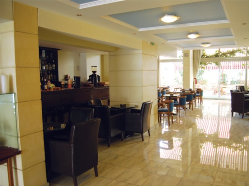 Ephira Hotel