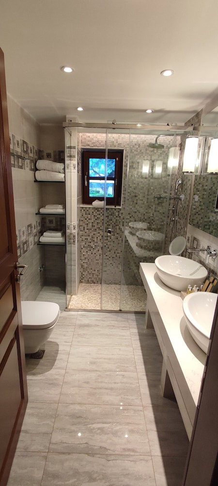 Mystras Grand Palace Resort And Spa
