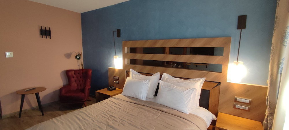 Mystras Grand Palace Resort And Spa