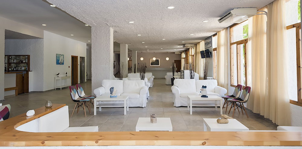 The Grove Seaside Hotel