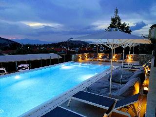 Hotel Andrews Luxury Residence