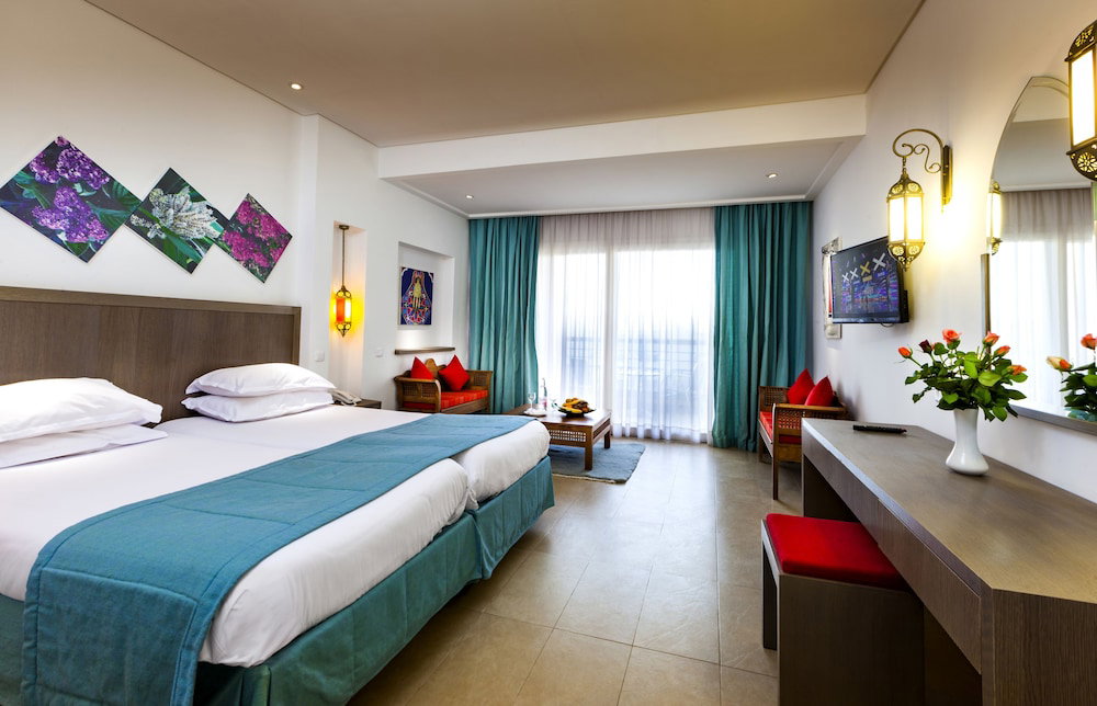dal travel Tui Suneo Royal Kenz