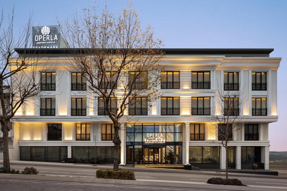 Hotel Operla Airport Hotels, Trademark Collection By Wyndham