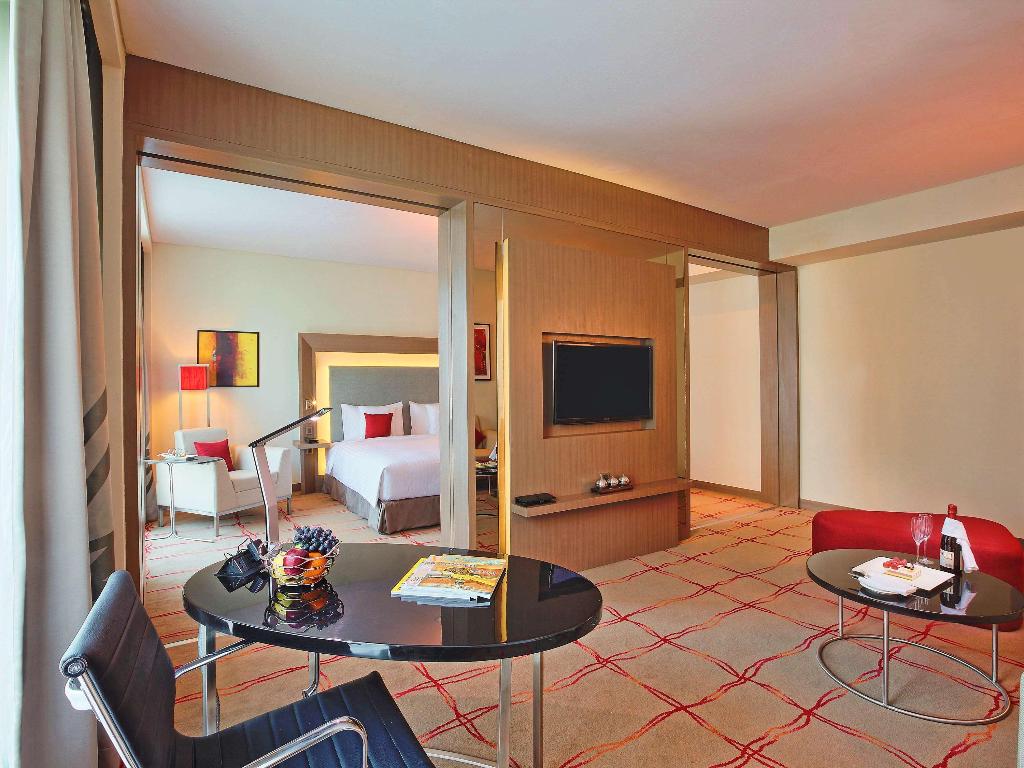 Hotel Novotel Ahmedabad Hotel