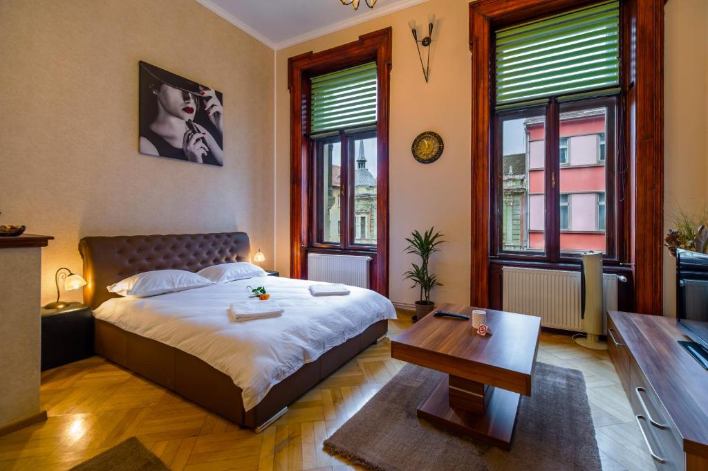 Select City Center Apartments