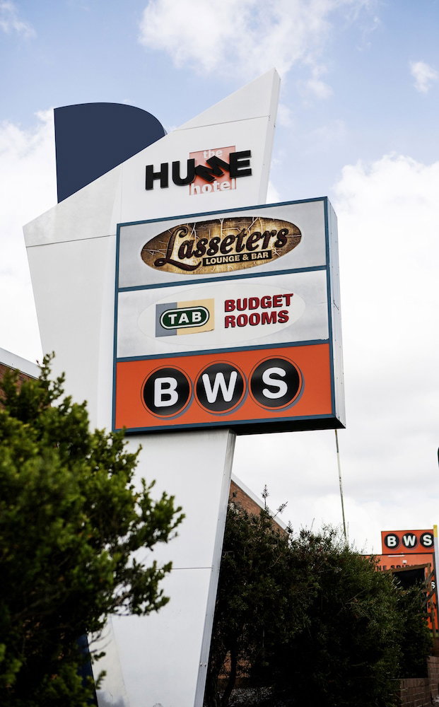 Hotel Nightcap At Hume Hotel