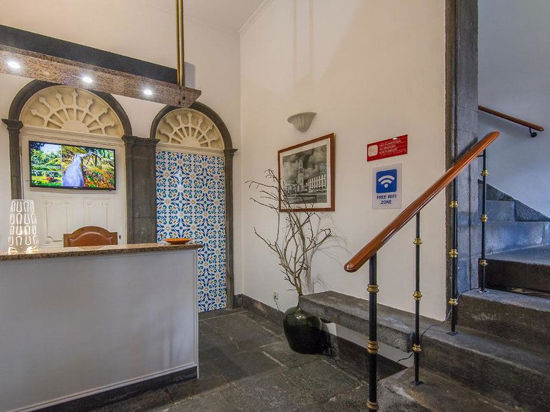 Hotel Comercial Azores Guest House