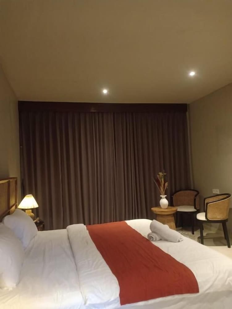Hotel Lokasari Retreat