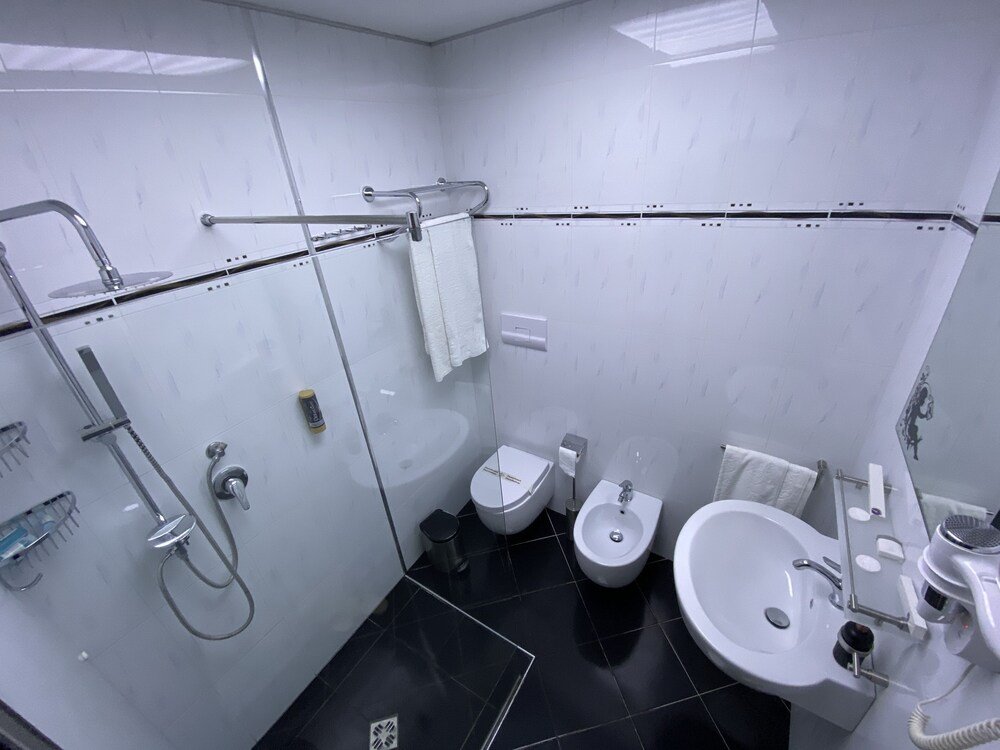 Hotel The Red Bricks Hotel