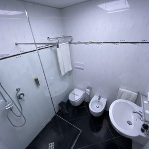 Hotel The Red Bricks Hotel cazare Shkoder