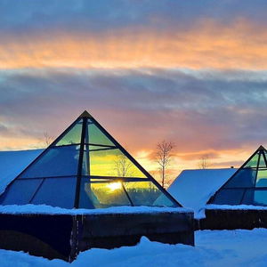 Hotel Aurora Pyramid Glass Igloos cazare Kittilae
