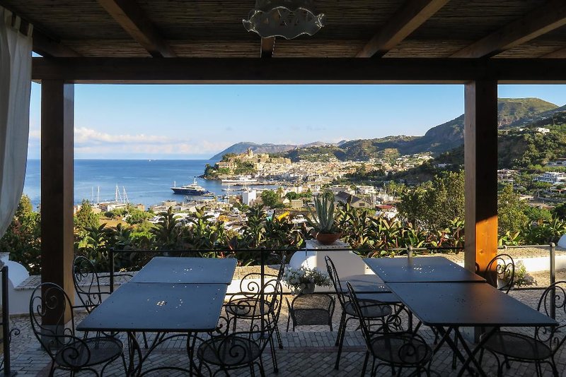 Villa Enrica Lipari