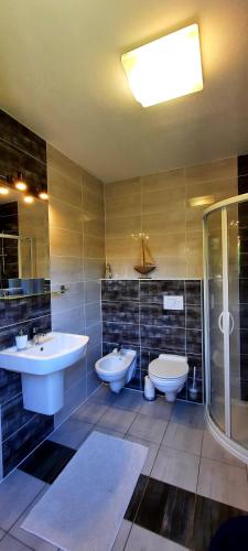 Hotel Pool Apartments