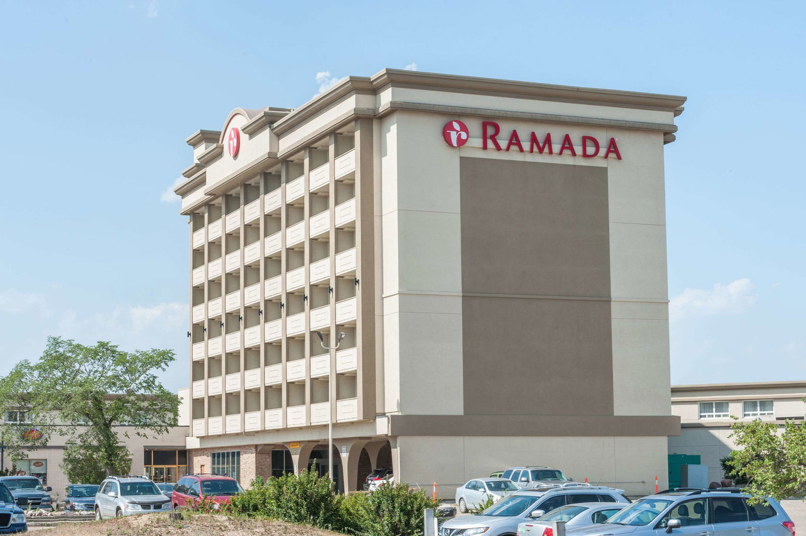 Hotel Ramada By Wyndham Edmonton South