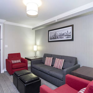 Hotel Sandman Hotel & Suites Calgary South cazare Calgary