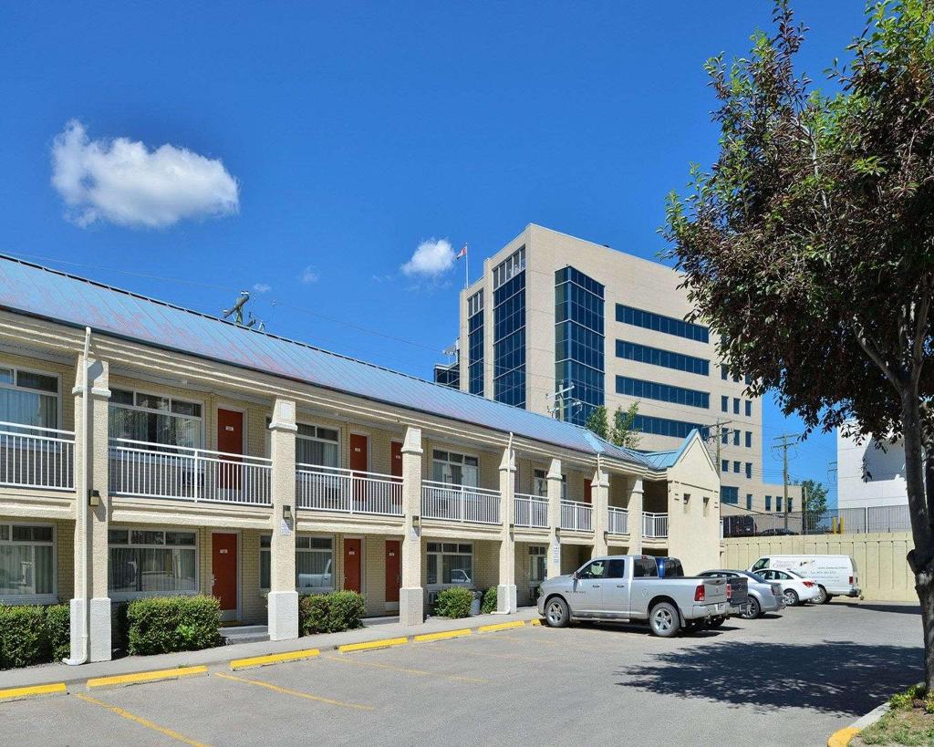 Hotel Econo Lodge Inn & Suites University