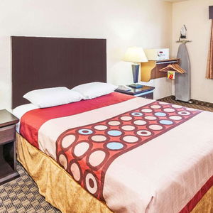 Hotel Super 8 By Wyndham Calgary/Airport cazare Calgary