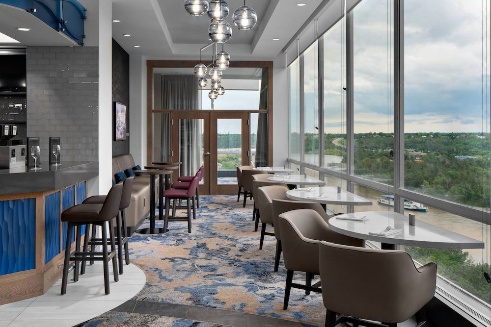 Hotel Courtyard By Marriott Edmonton Downtown