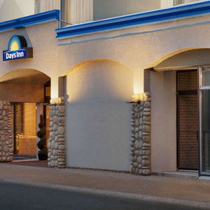 Hotel Days Inn By Wyndham Edmonton Downtown cazare Edmonton