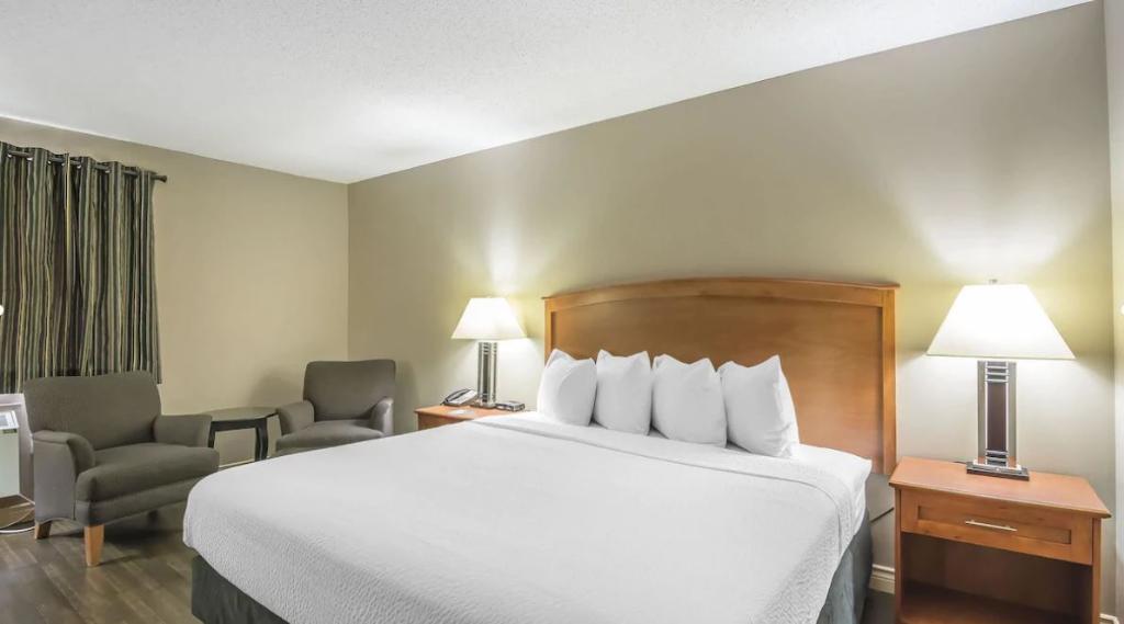 Hotel Quality Inn West Edmonton