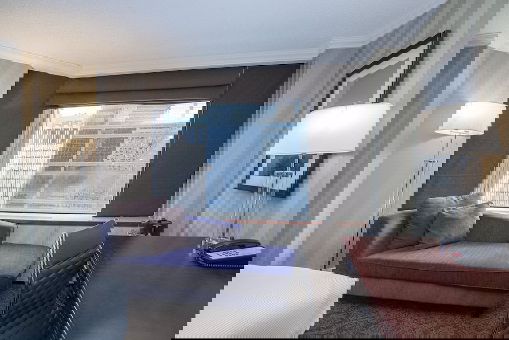 Hotel Sandman Signature Edmonton Downtown Hotel