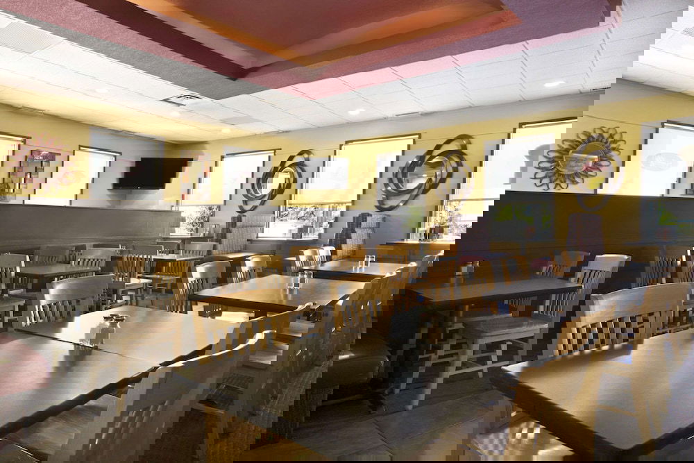 Hotel Travelodge By Wyndham Edmonton West