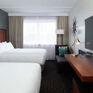 Hotel Doubletree By Hilton Montreal Airport cazare Montreal