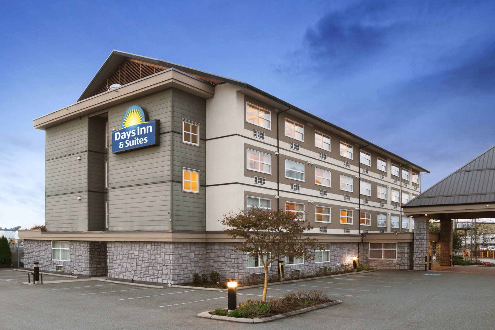 Hotel Days Inn & Suites By Wyndham Langley
