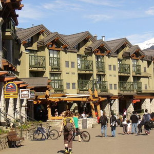 Hotel Crystal Lodge cazare Whistler