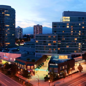 Hotel Hilton Vancouver Metrotown cazare Burnaby