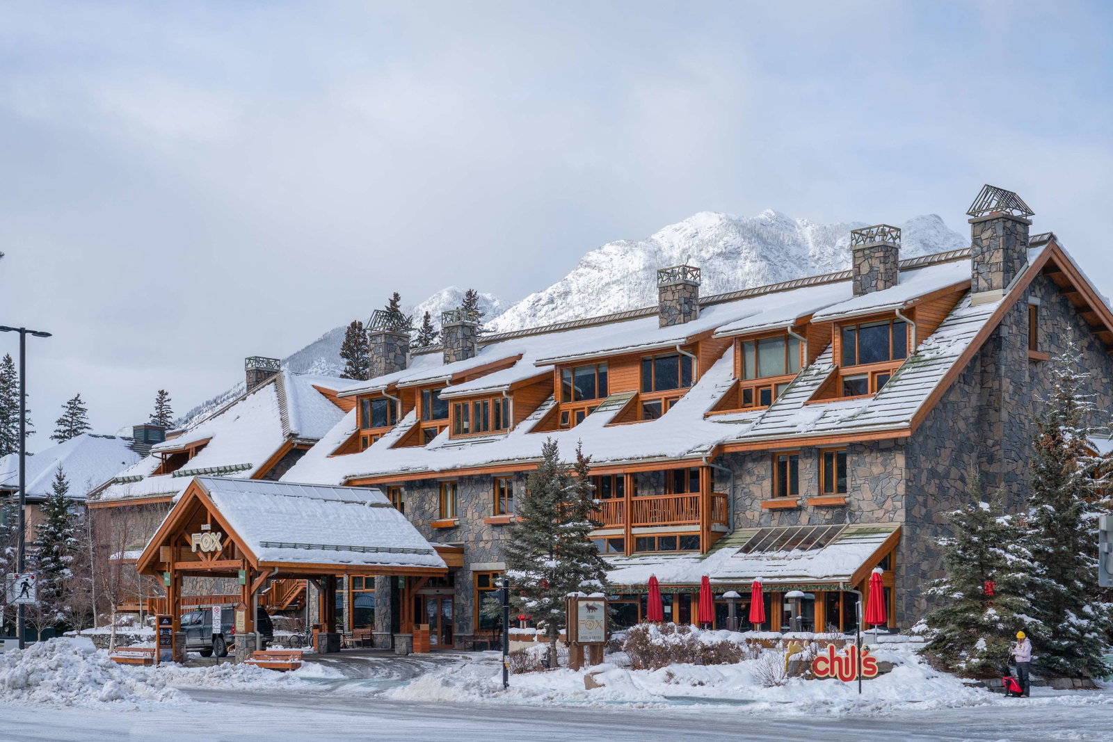 Hotel Fox Hotel & Suites