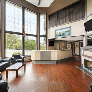 Hotel Days Inn By Wyndham Victoria Uptown cazare Victoria