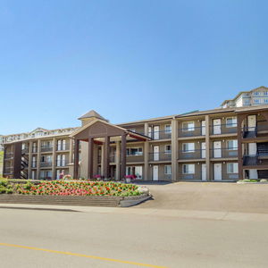 Hotel Travelodge By Wyndham Kamloops Mountview cazare Kamloops