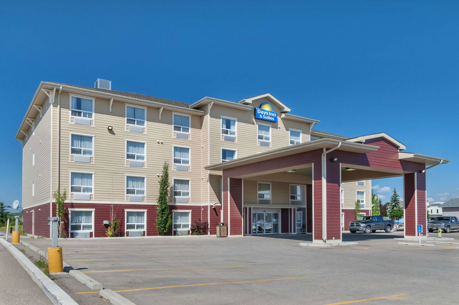 Hotel Days Inn & Suites By Wyndham Cochrane