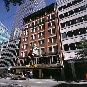 Hotel Days Inn By Wyndham Vancouver Downtown cazare Vancouver