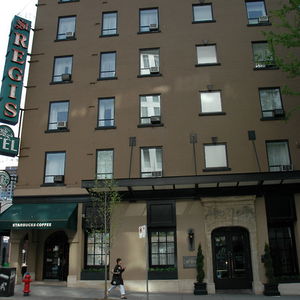 Hotel St. Regis cazare Vancouver