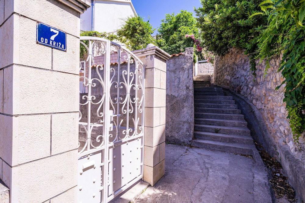 Hotel Apartments Stella