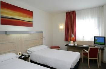 Hotel B&B Hotel Madrid Aeropuerto T1 T2 T3