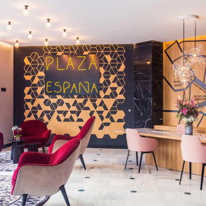 Hotel Motel One Madrid-Plaza De España cazare Madrid