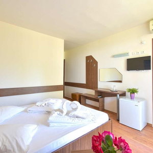 Hotel Complex Mediteranean ( Fost Mercur Minerva) cazare Mamaia